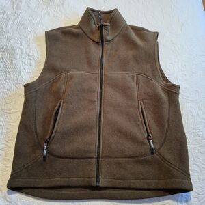 Alpine Design men's XXLarge dark Olive green Polartec Vest, VVGUC